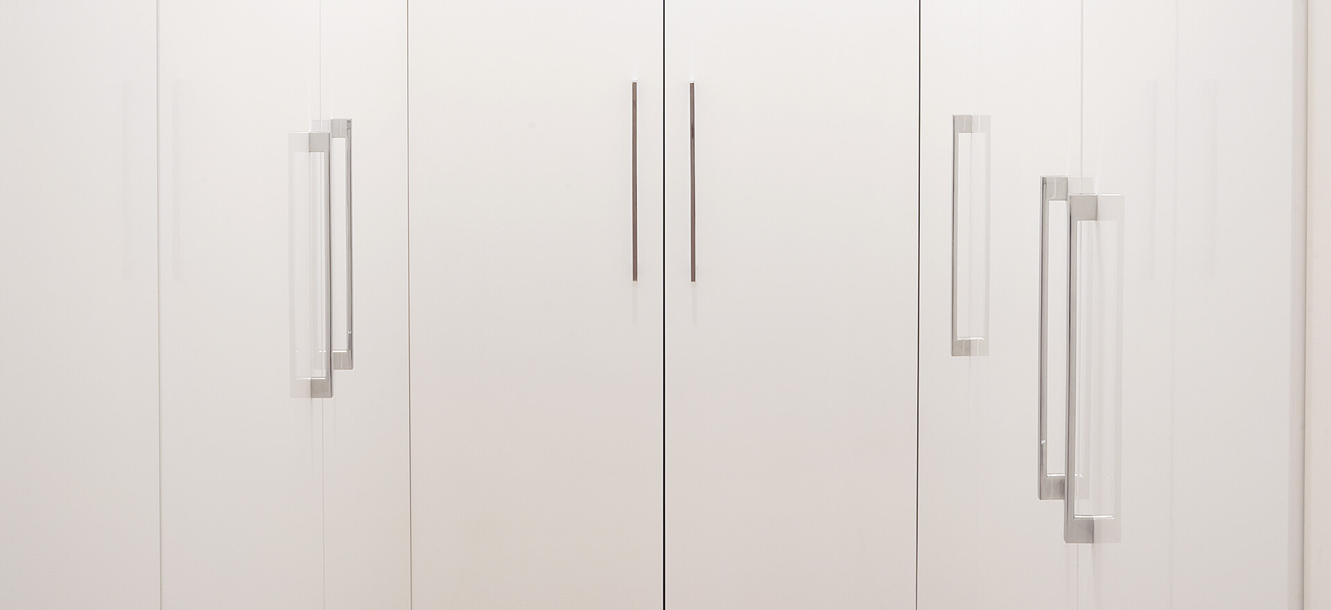 Lacquered white