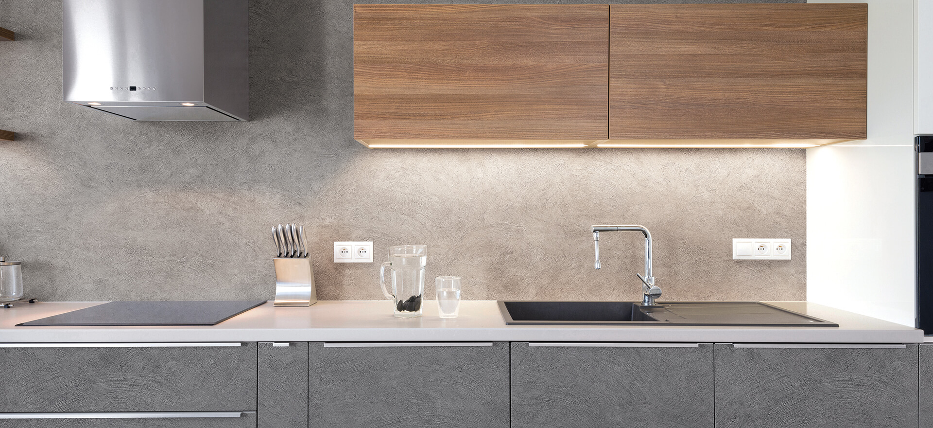 Light grey concrete plaster